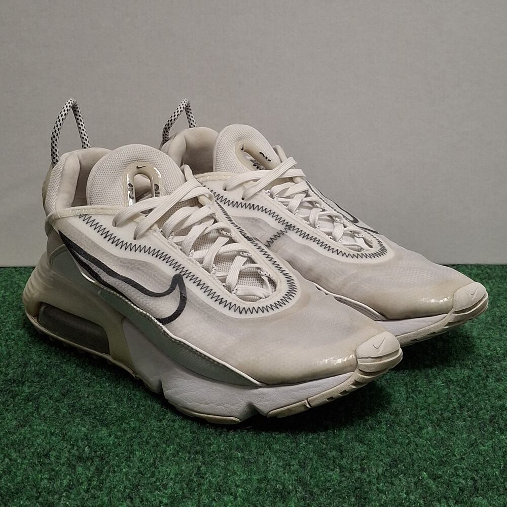 Nike Air Max 2090 Shoes Women’s 9.0 Triple White Running Sneakers CK2612-100 - Picture 2 of 9